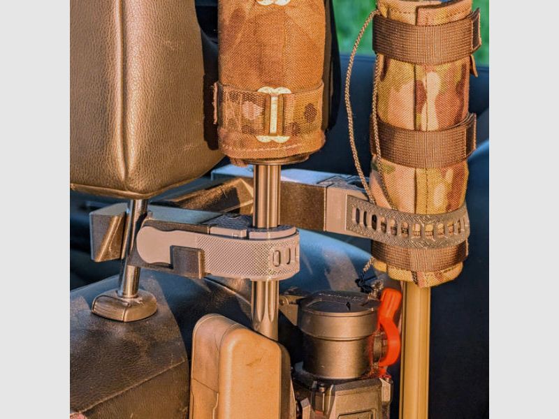 Gewehrhalter-System "Krabbe Pro" für Kopfstützen im Auto | Jagawams
