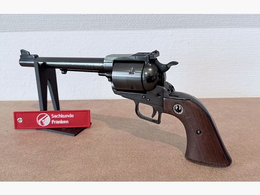 Ruger Super Blackhawk – .44 Magnum – classic single-action revolver