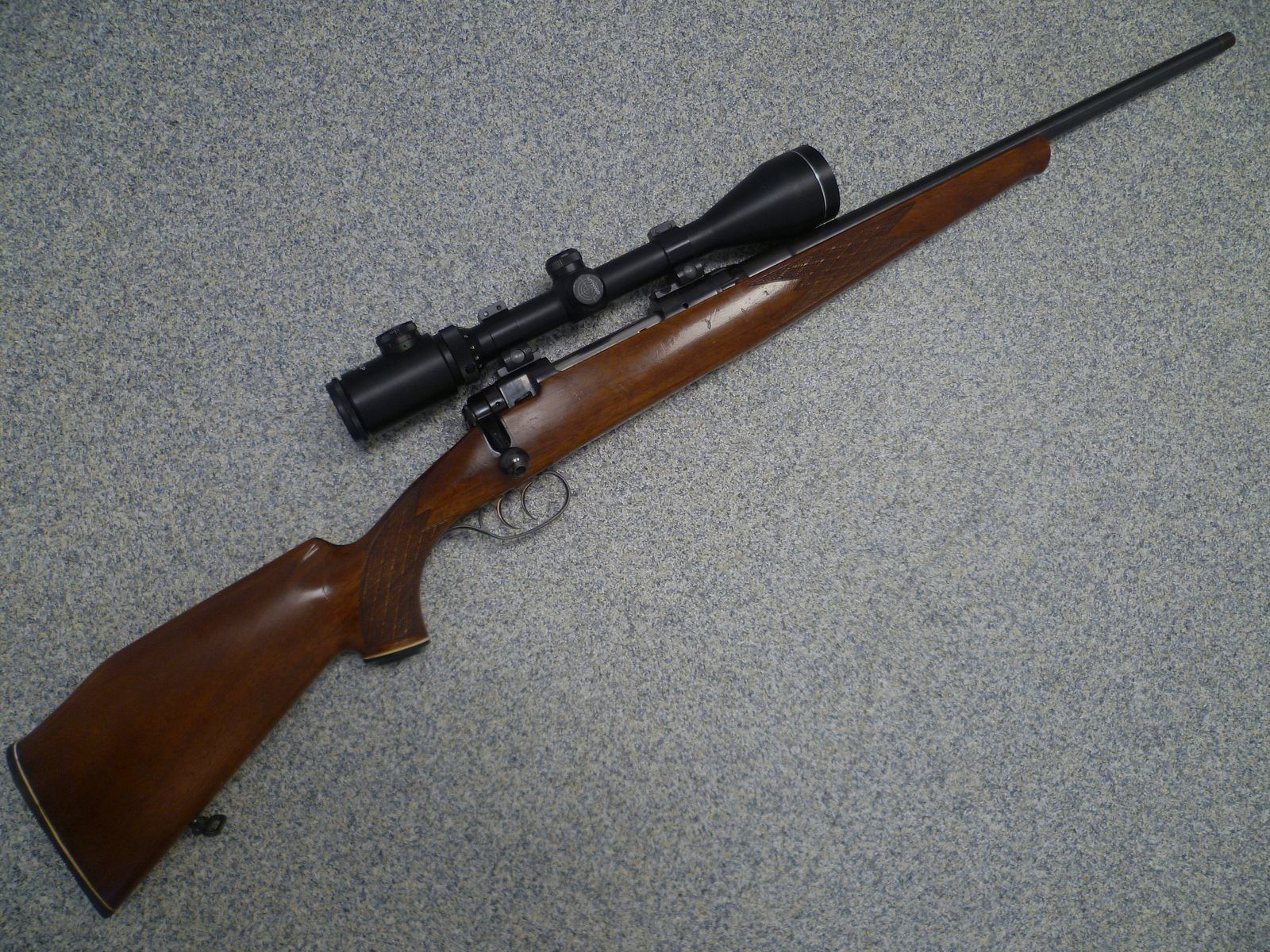 Repeater rifle Anschütz model 110 .243 Win. SD thread