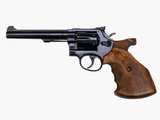 Smith & Wesson 17-2  , Match-Griff rechts, Verstellbare Sport-Visierung .22lr