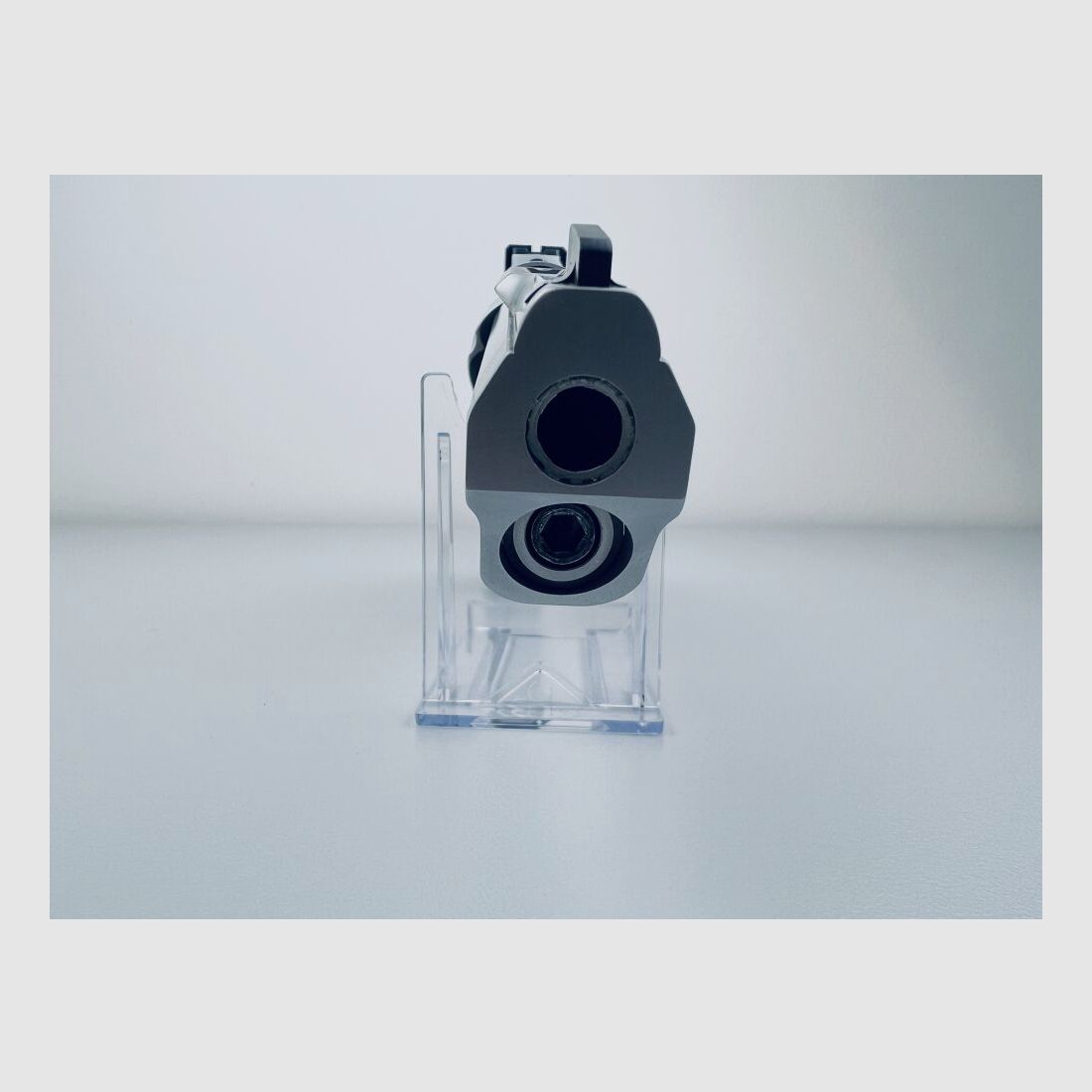 Smith & Wesson Model 686-6 Universal Champion