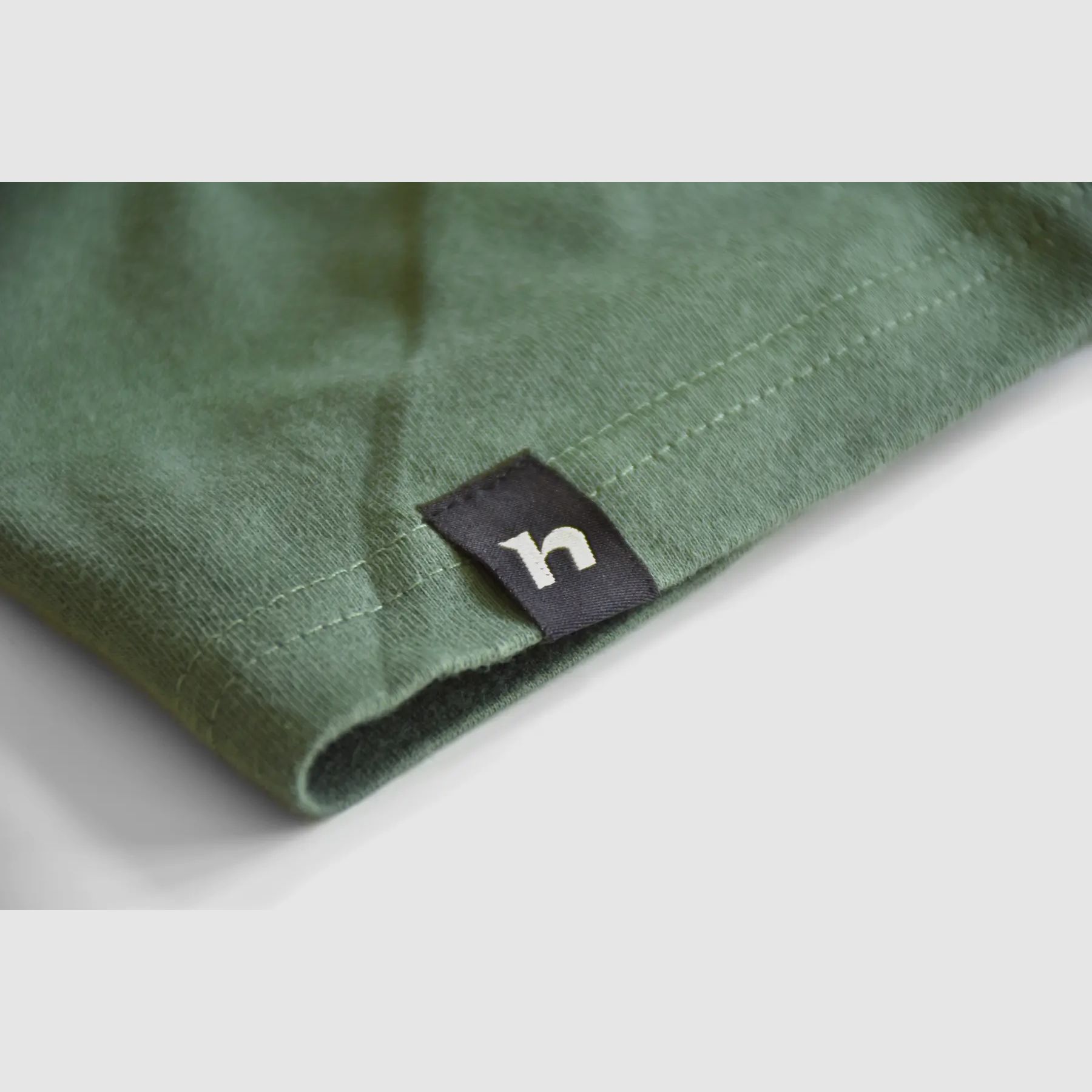 Hannah T-Shirt Ramone Corona di Alloro