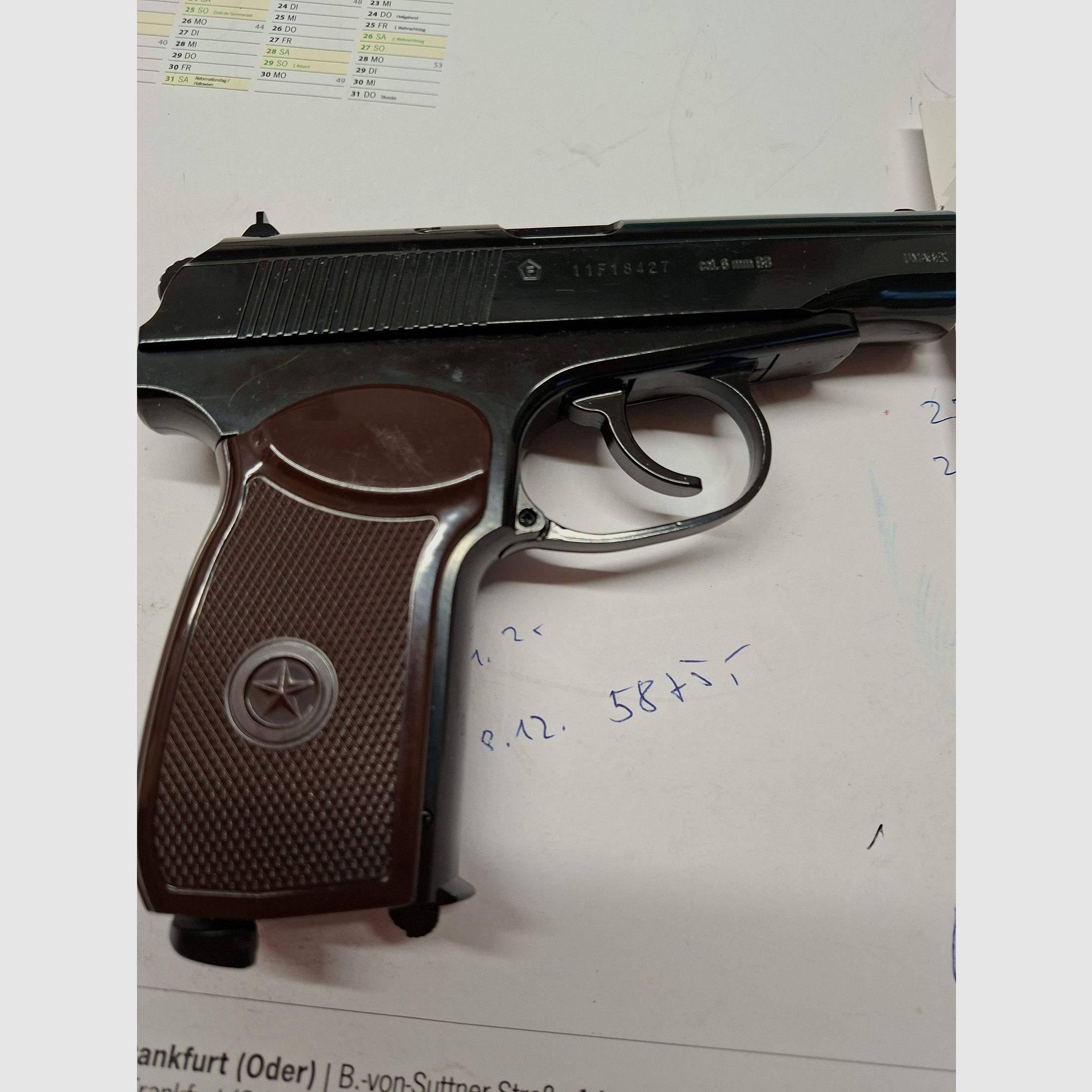 Konvolut P 08, Makarov, Colt Detective und Colt 36