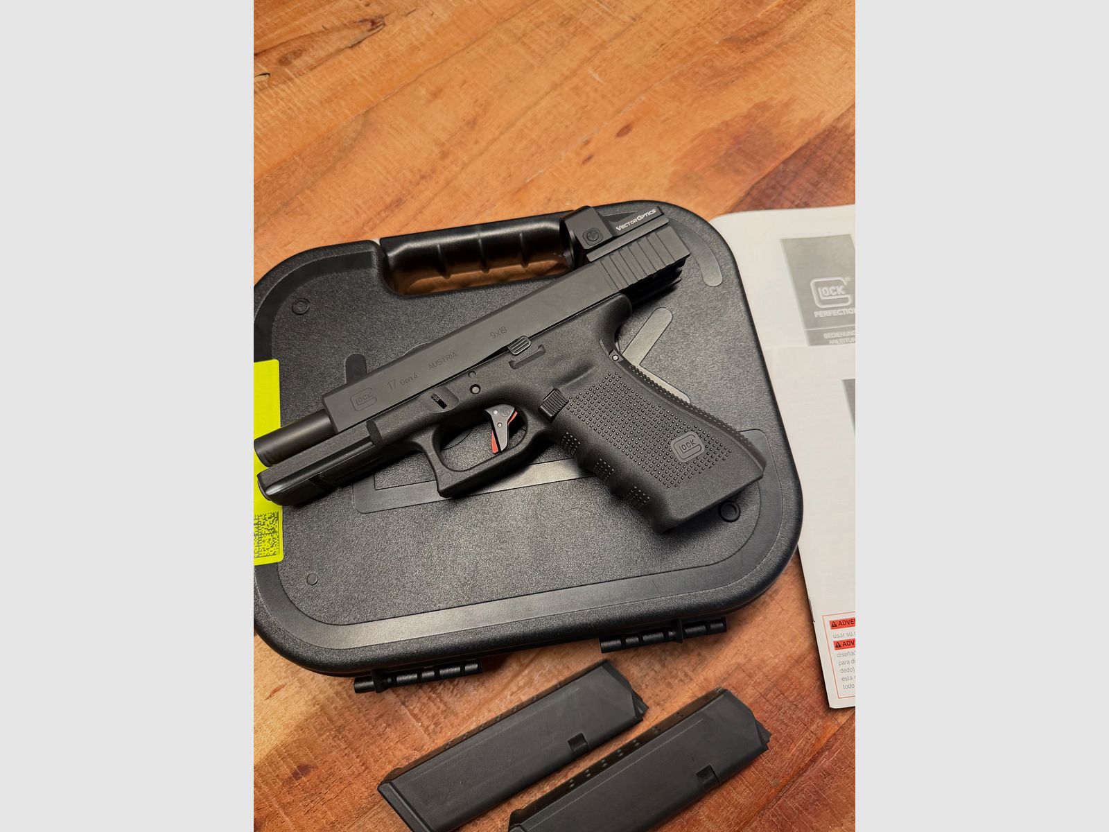 Glock 17 Gen4 inkl. red dot sight & Alpha Competition-Trigger, zdjęcie 2 z 5