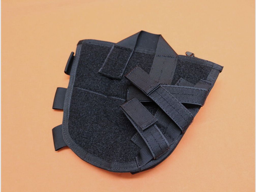 Blackhawk Blackhawk Ammo Cheek Pad Rifle Black: Wangenauflage mit Klettbandriemen/ Utensilientasche/ 5 Patronenschlaufen