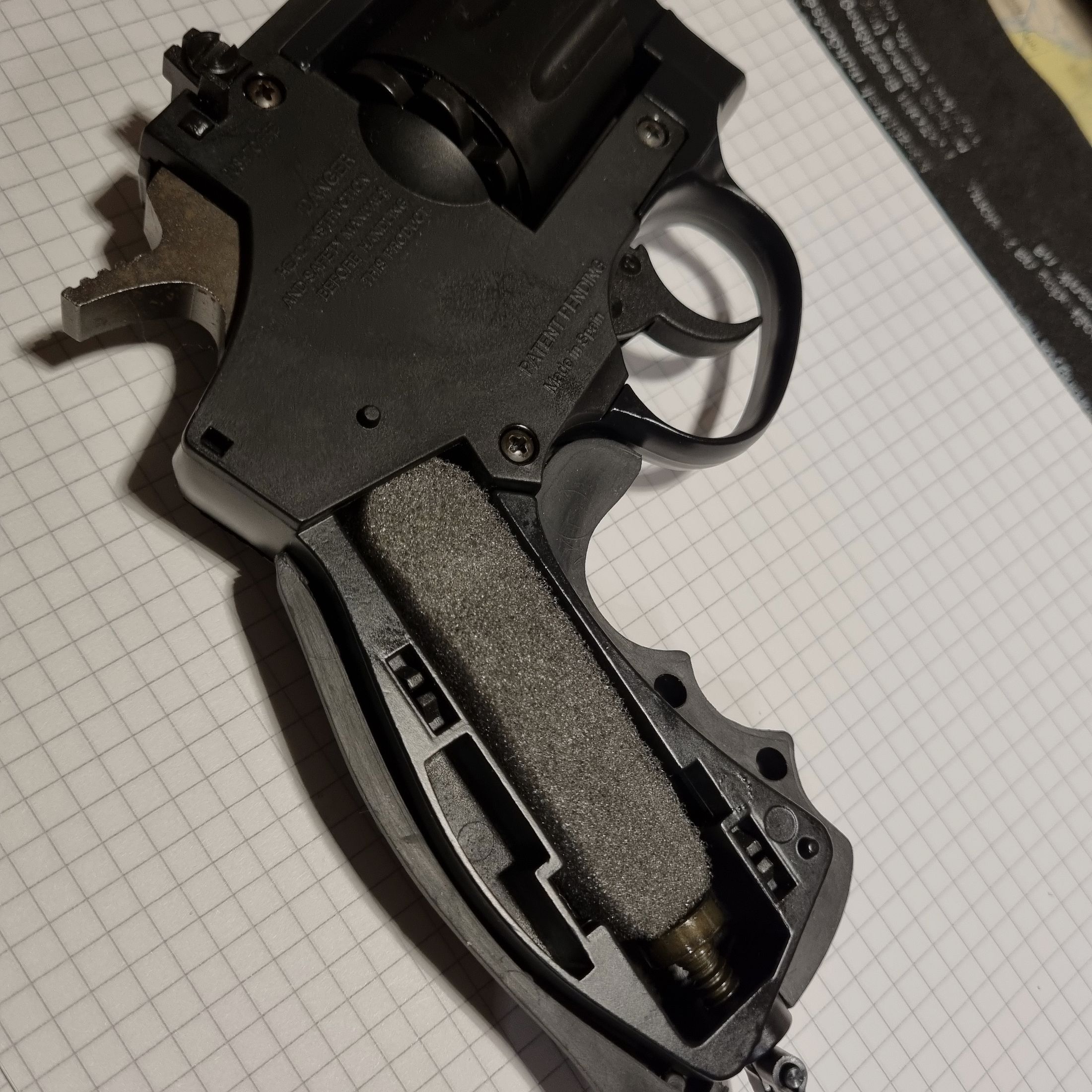 Gamo Combat R-// , 4 pulgadas, Co2, 4,5 mm