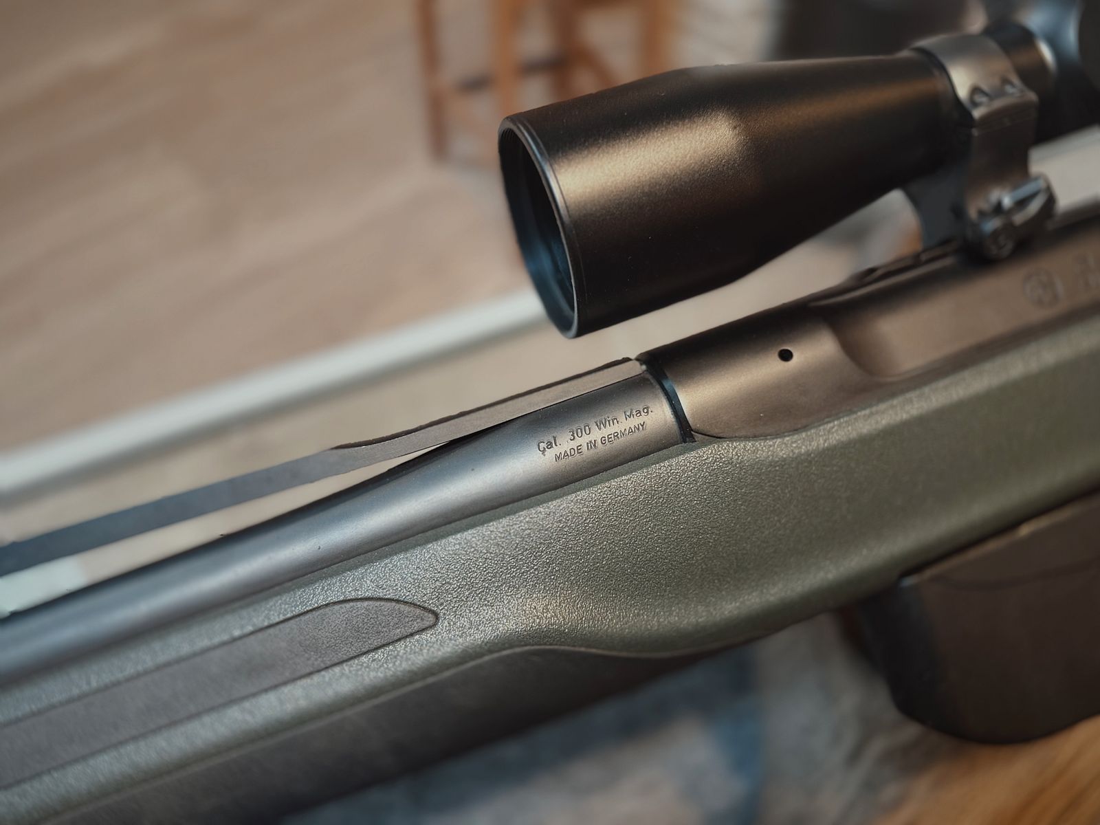 Sauer 303 Cal. .300 Win. Mag. - Leica Magnus 1,5-10x42