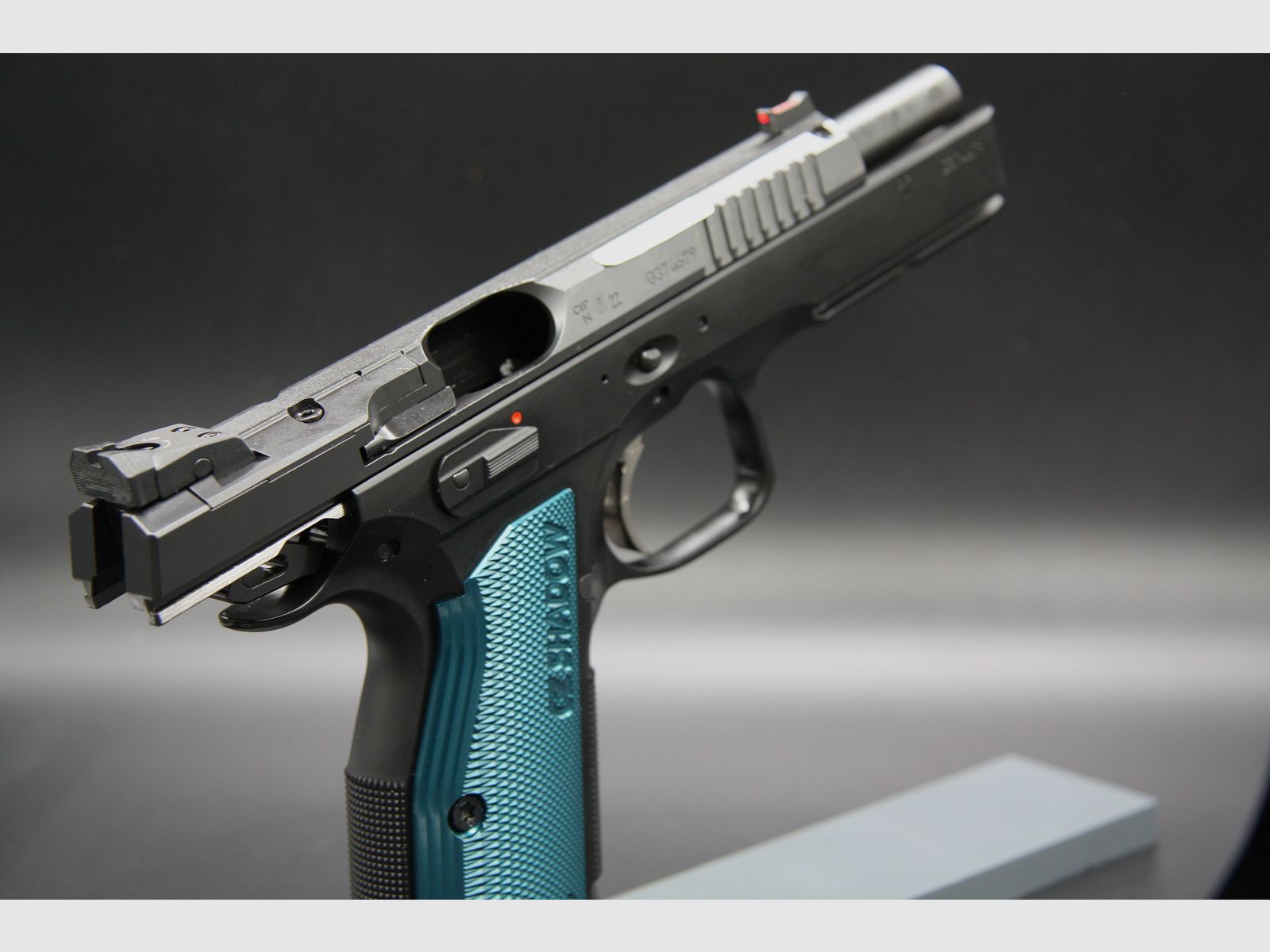 CZ Shadow II OR z celownikiem punktowym Meosight IV