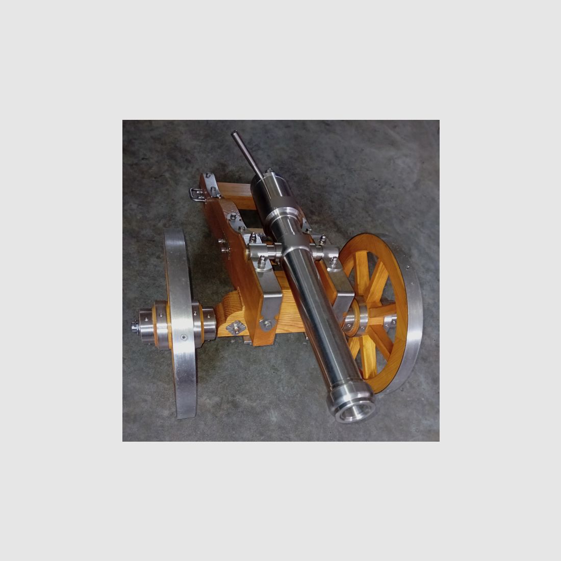 Canon à pétards, canon de salut, canon à cartouches