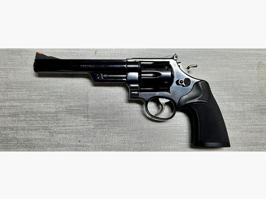 Smith and Wesson Modell 29  Kaliber 44 Magnum