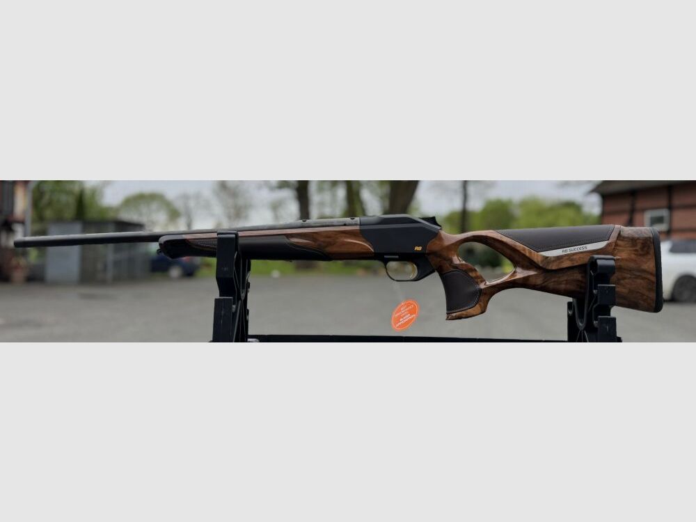Blaser R8 Ultimate LINKSAUSFÜHRUNG