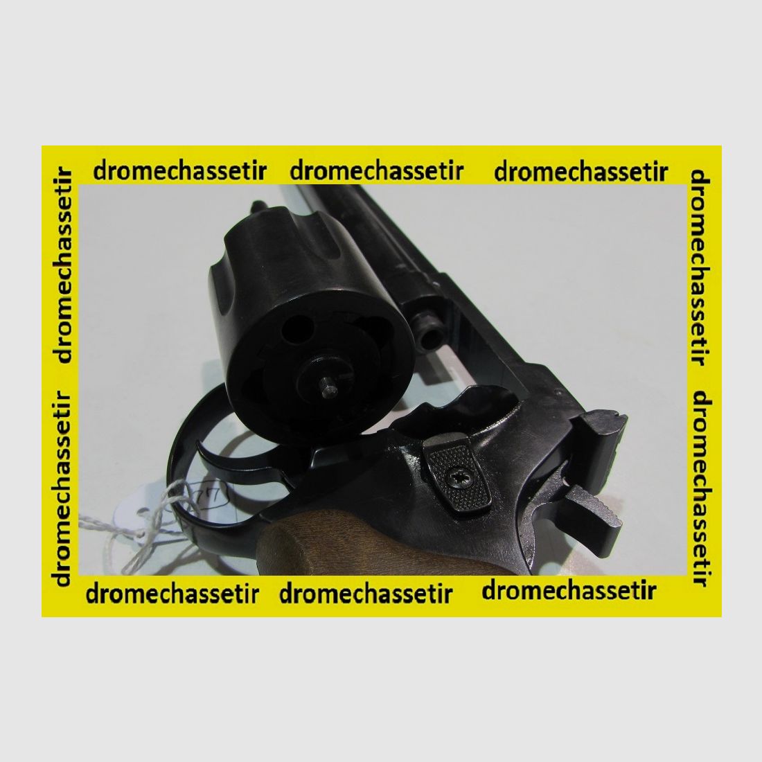 Revolver Rohm Mustang cal 22lr, canon 6 pouces, comme neuf, image 3 sur 3
