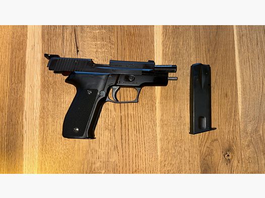 <SIG Sauer P226 9mm Luger - Sportvisier>