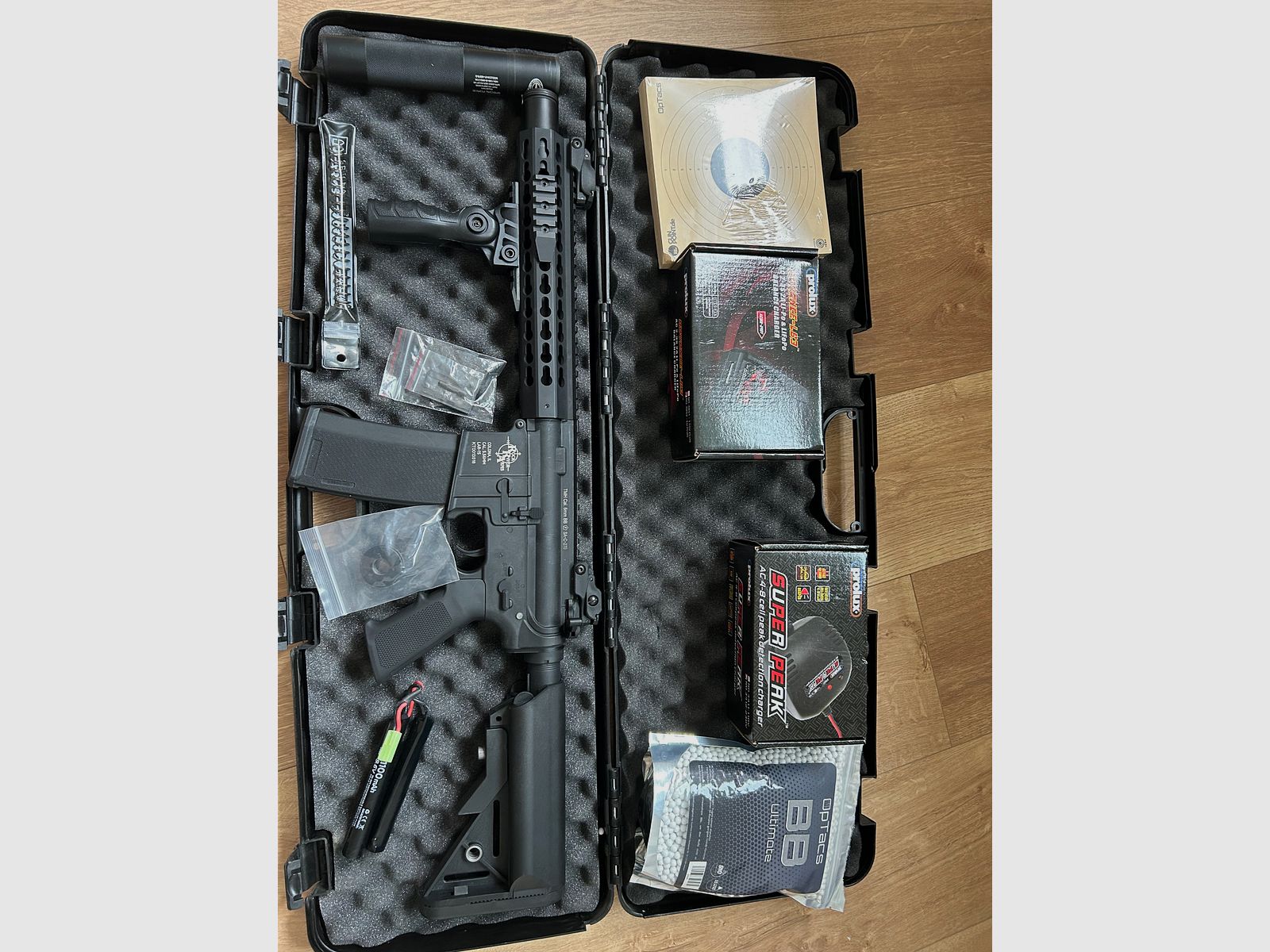 Airsoft assault rifle