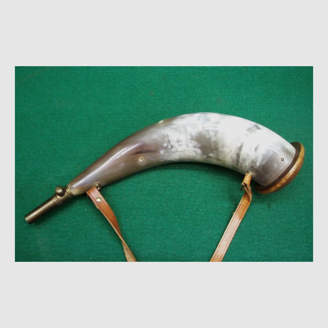 Pedersoli	 Pulverhorn