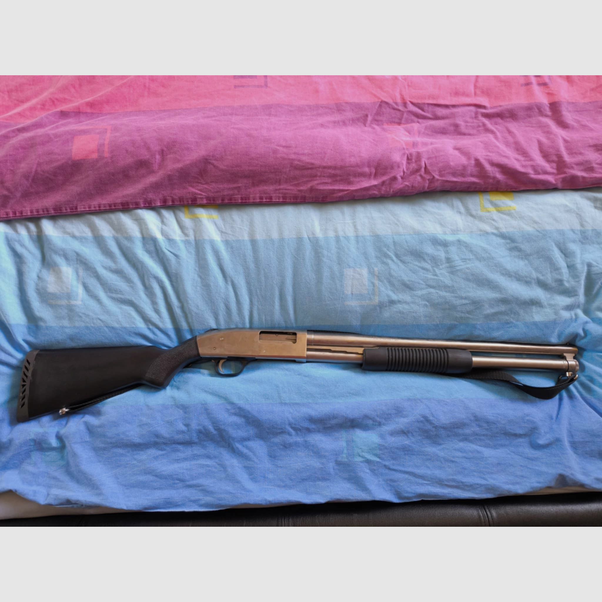 MOSSBERG MARINER 12/76