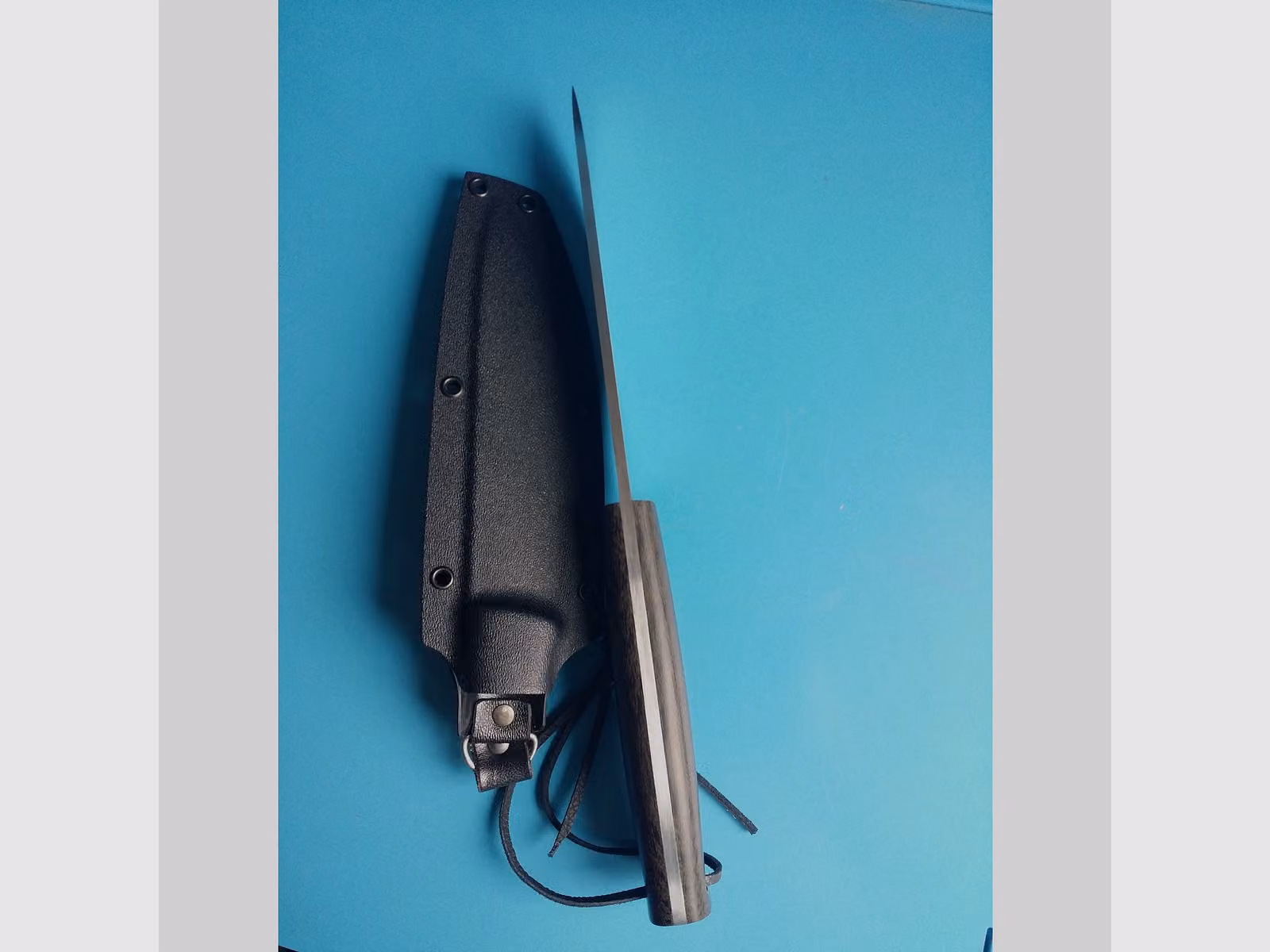 Coltello fatto a mano da -HighlandeR-, realizzato in acciaio Elmax in polveremetallurgia., immagine 3 di 6