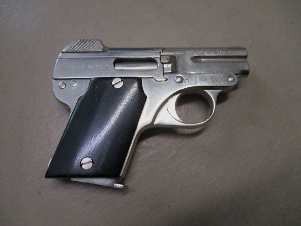 Pistole Steyr 6,35 mm -leider ohne Magazin-