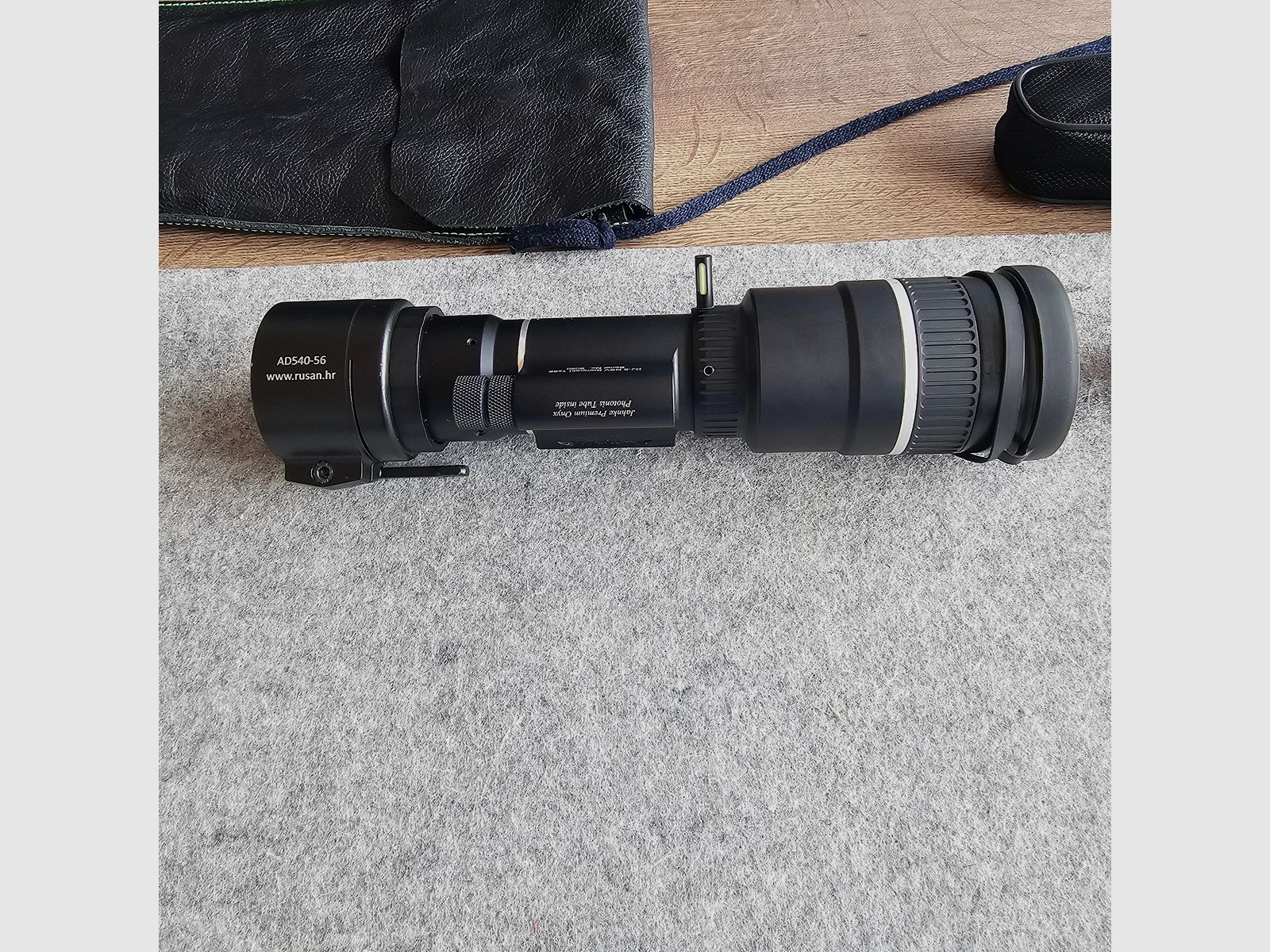 Jahnke DJ-8 NSV Kompakt1x56 mit Premium Photonis Onyx Bildröhre in der höchsten Leistungsklasse III. Weißes Bild der Premiumklasse. Erste Sortierung
