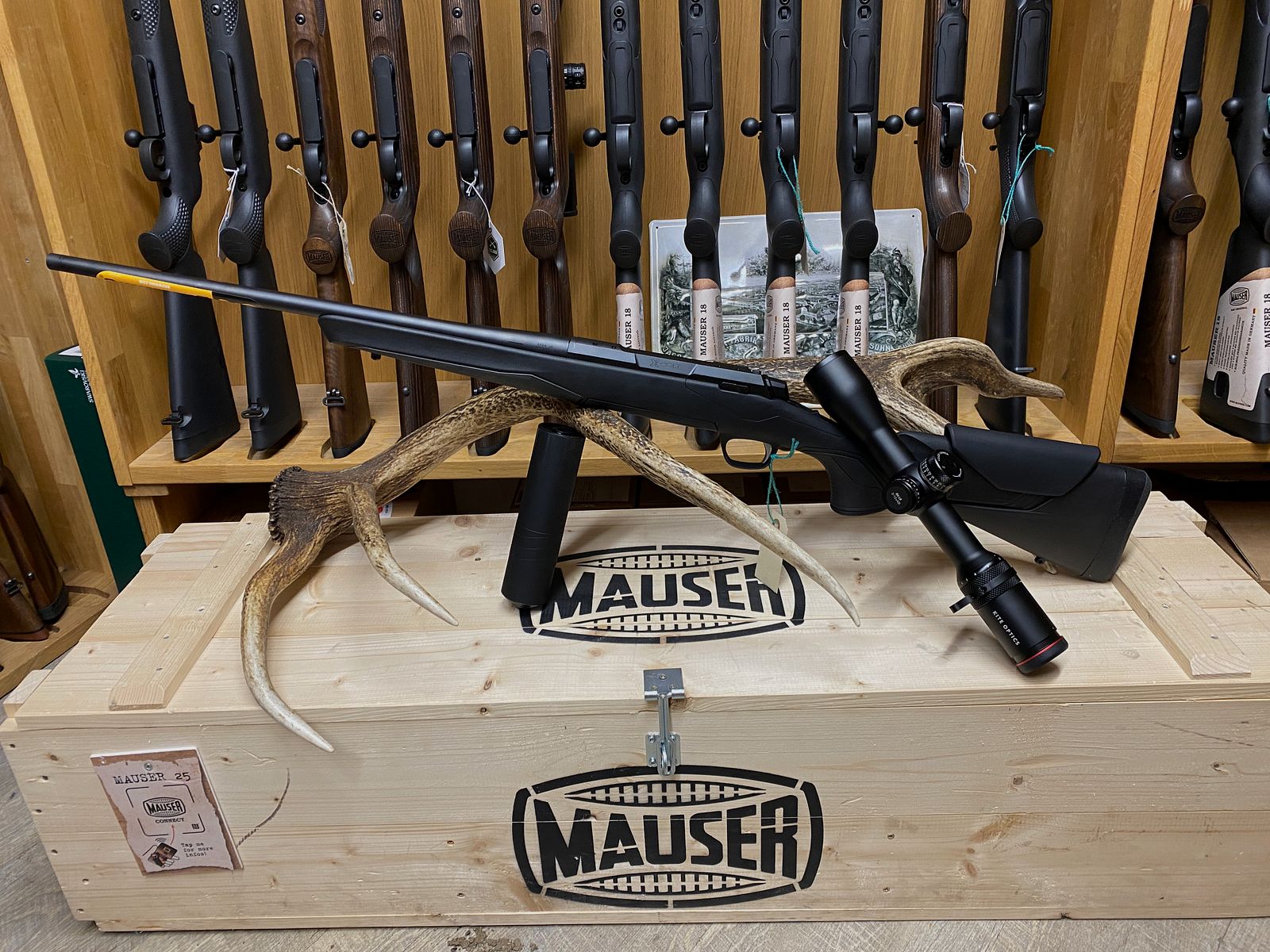 Browning X-Bolt 2 Nordic Varitech Black, mit Kite B6 LR 2-12x42i