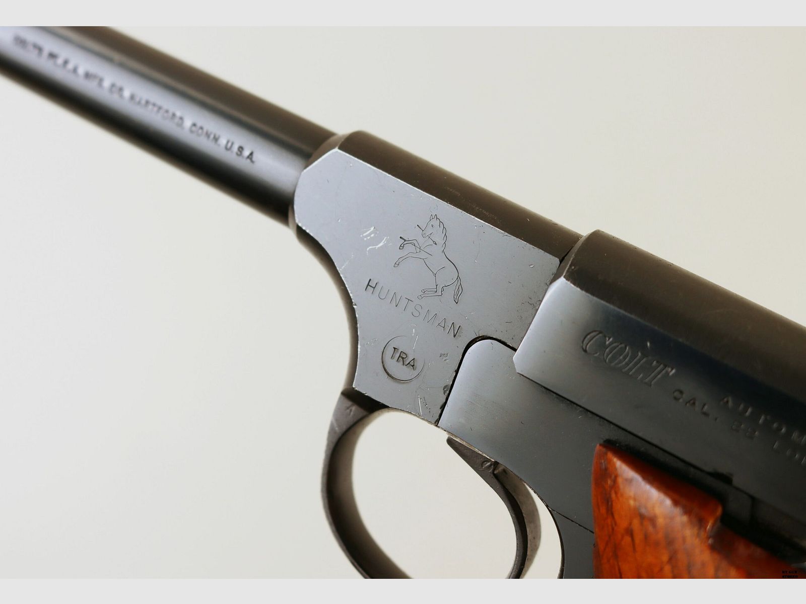 Pistola Colt mod. Huntsman cal. 22 lr matr. 073072S, immagine 6 di 9