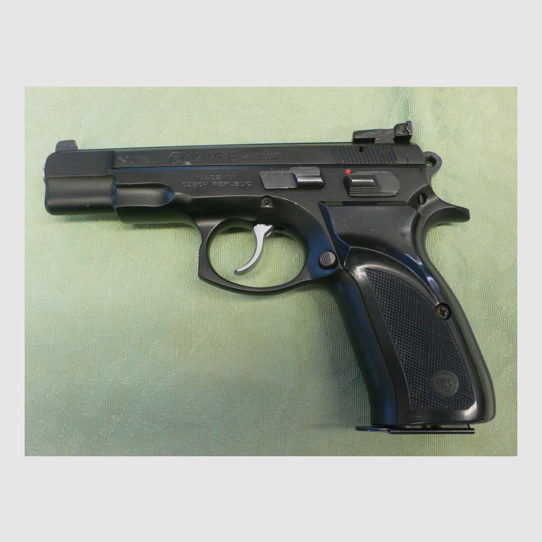 CZ Brünner CZ 75 B