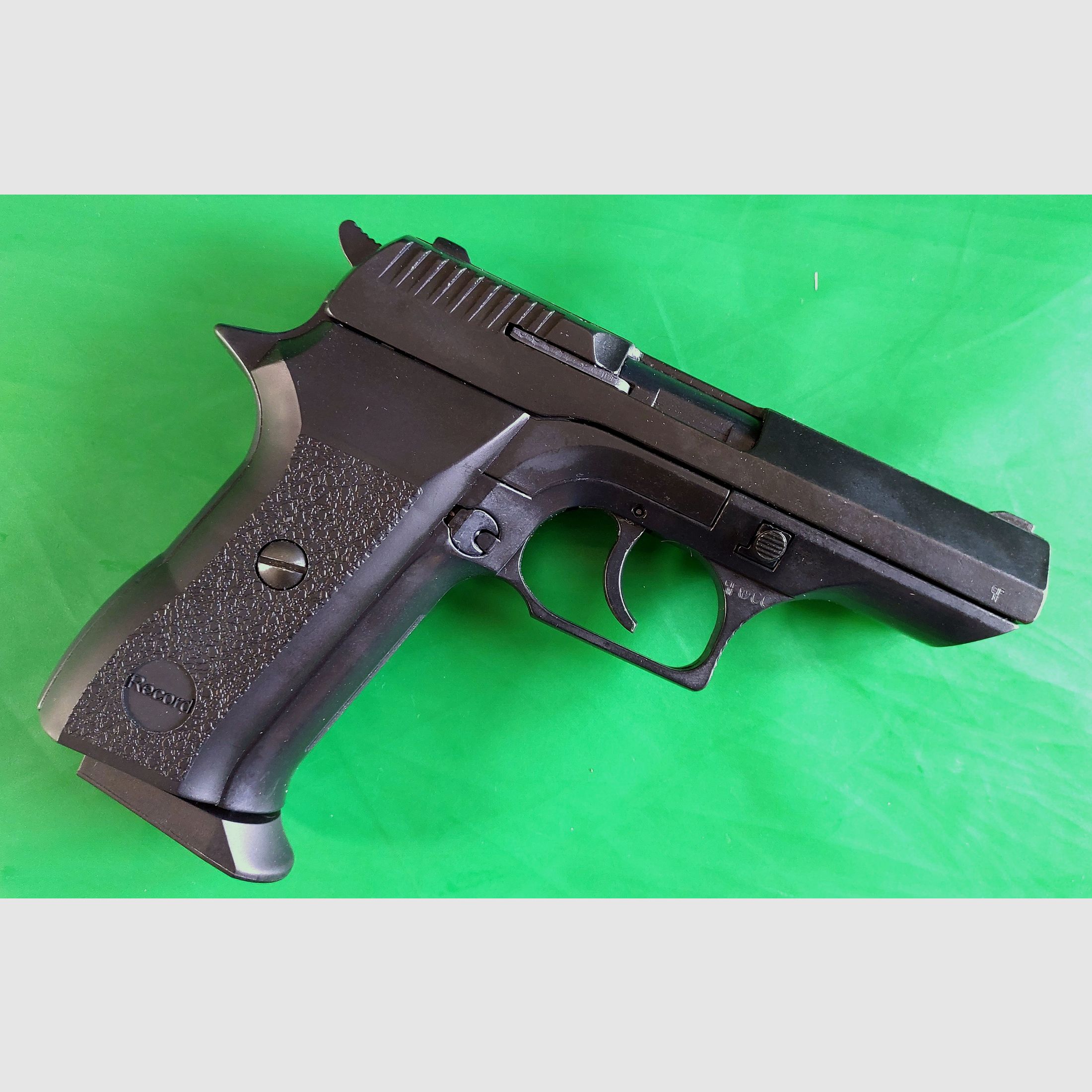 Revólver COP Schreckschuss pistola ennegrecida (PTB 913) como nuevo.