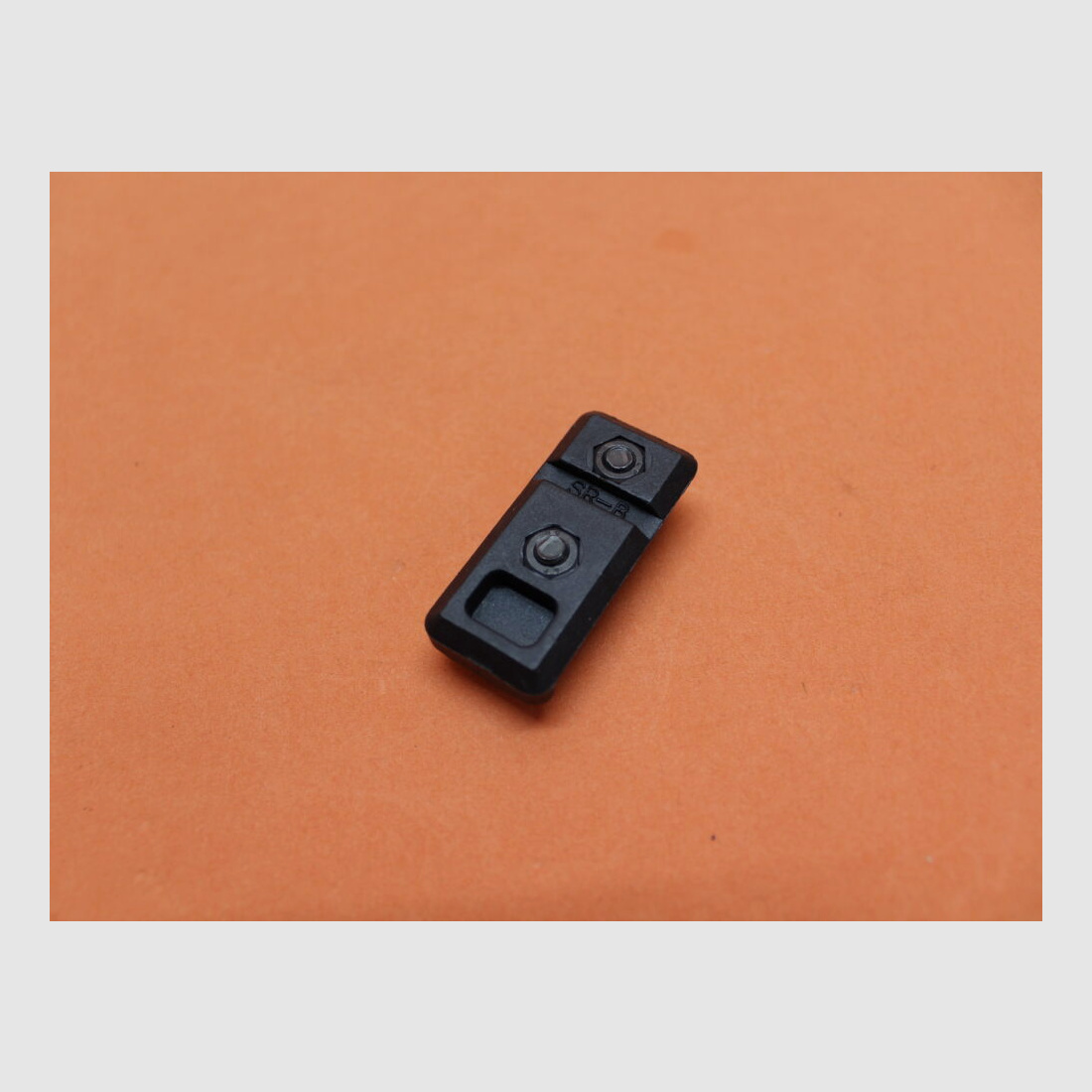CAA Tactical AR-15: Picatinnyrail TDI Polymeer Zwart (SR-B) 47mm/ Picatinnyschiene gatafstand 19mm/ Ø9,5mm