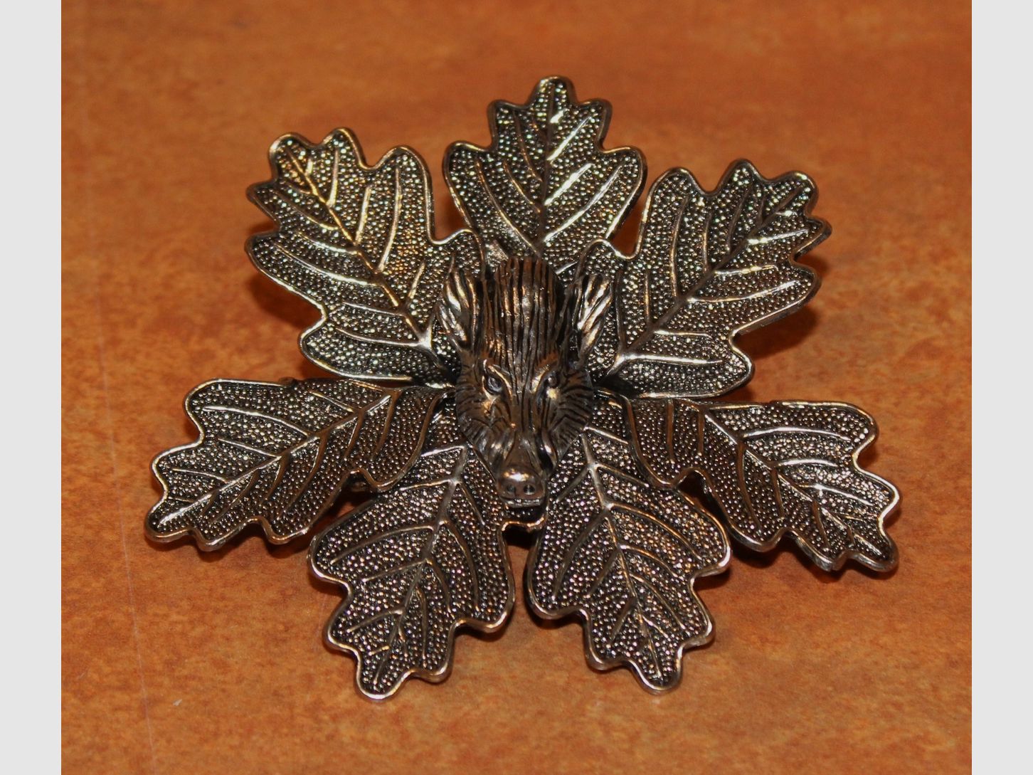 Keilerwapens Feuille de chêne – Plaque de recouvrement robuste et massive pour défense de sanglier, image 2 sur 3