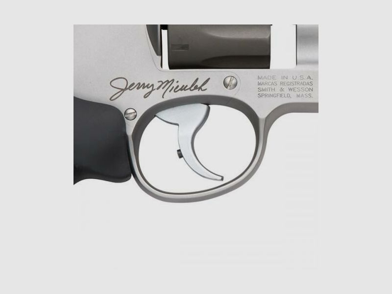 Smith and Wesson S&W PERFORMANCE CENTER® Model 929