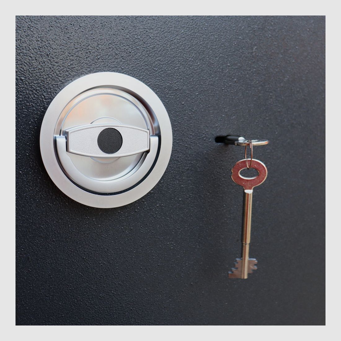 Waffenschrank HUNTER V1-MAX 1500 (1500x900x600) max. 32 LW