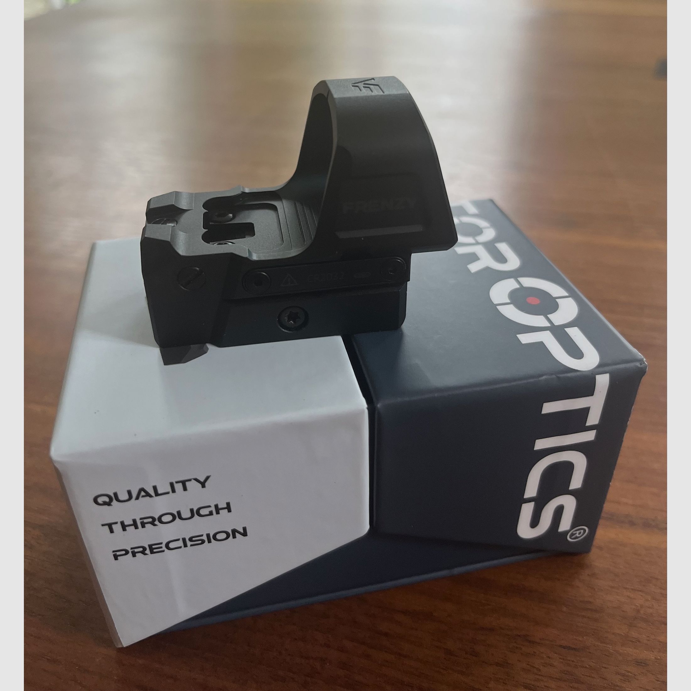 Vector Optics SCRD-79 Frenzy F3 1x26x32 6MOA - jak nowy