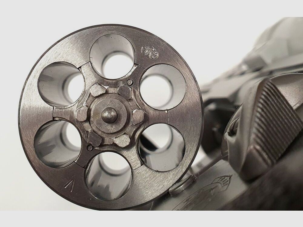 Smith & Wesson 686-3 Merkle Tuning, y compris Aim Point