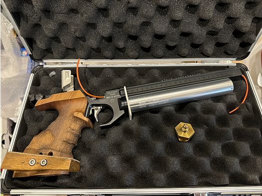 Steyr LP1 Match pistolet à air - nouvellement entretenu - cartouche jusqu'à 8/2035 - prix à débattre