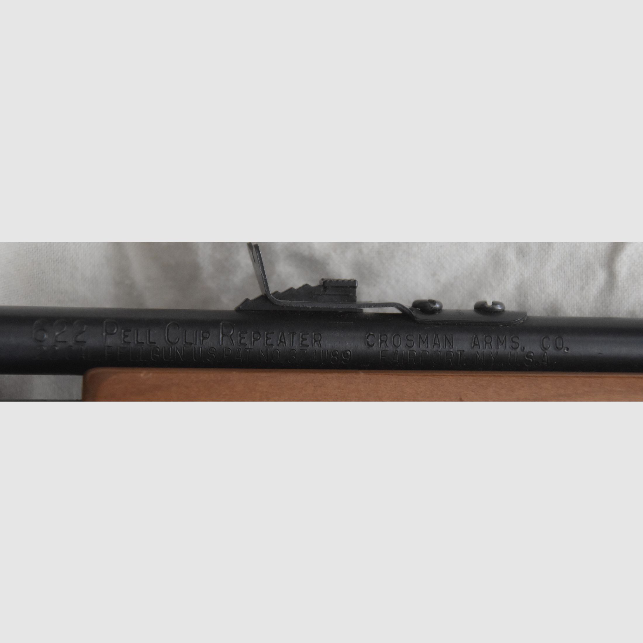 Crosman 622 Pell Clip Repeater, Vorderschaftrepetierer (Pumpgun) 