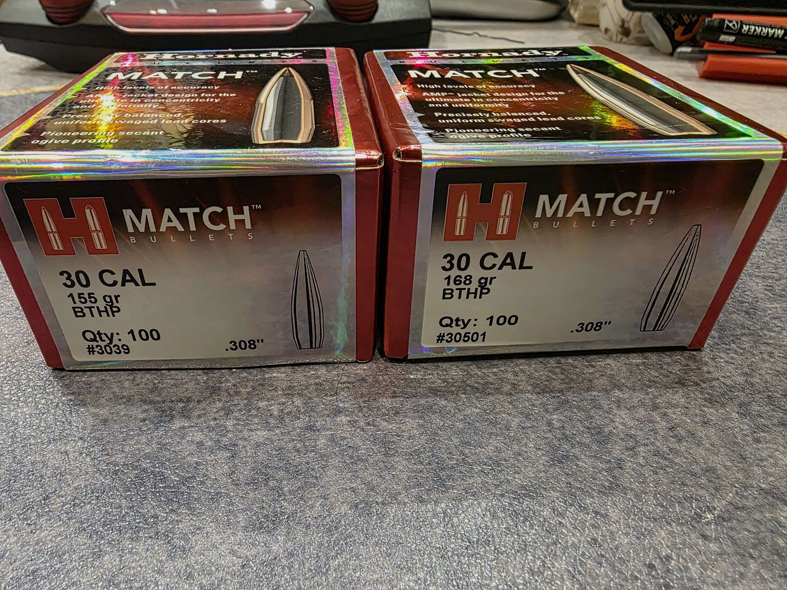 1x 100 Stück .30 .308 155gr 3039 und 1x 100 Stück .30 .308 168gr 30501 Hornady Match Geschoss 200 Stück