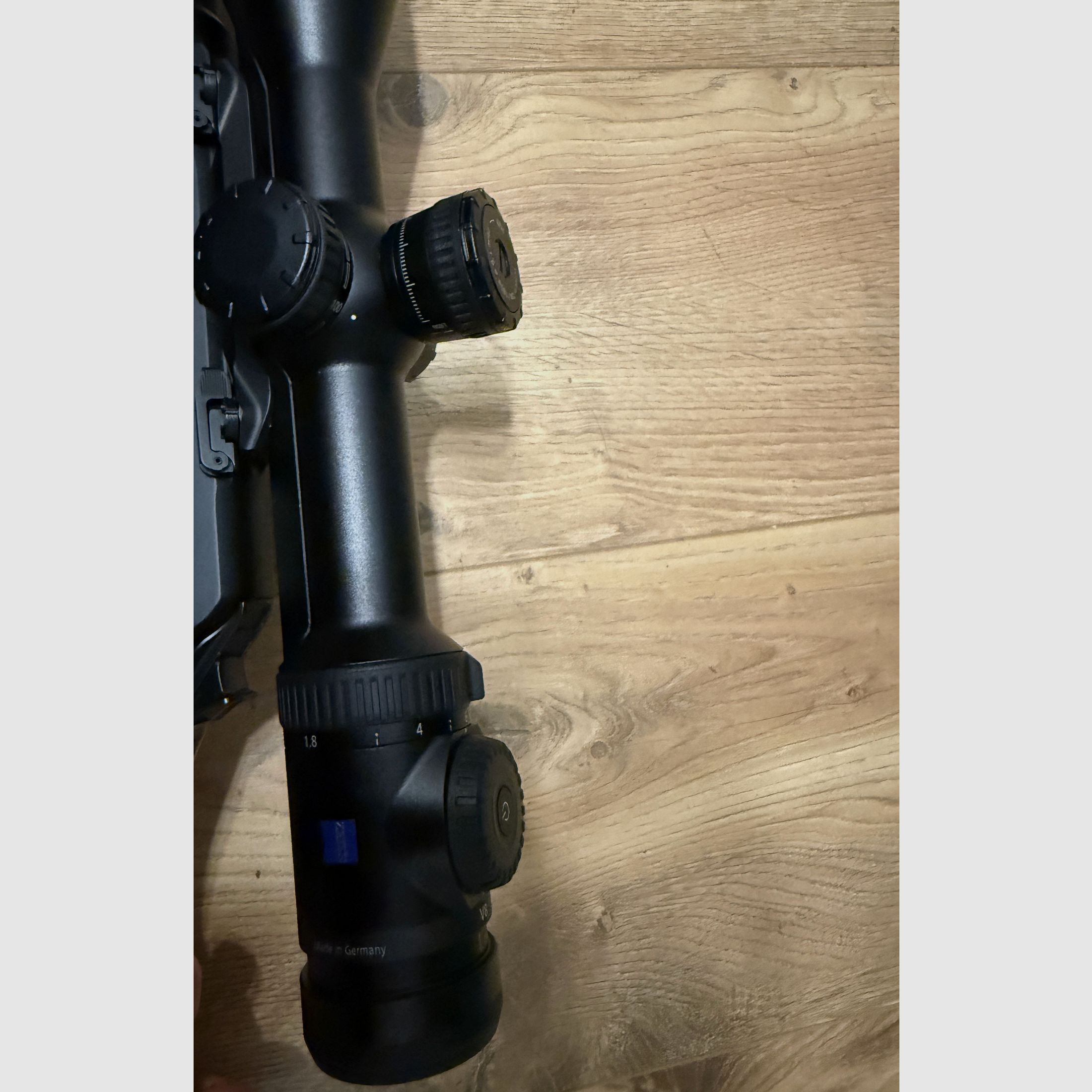 Zielfernrohr Zeiss V8 1,8-14x50 Schiene ASV Flip Cover neuwertig