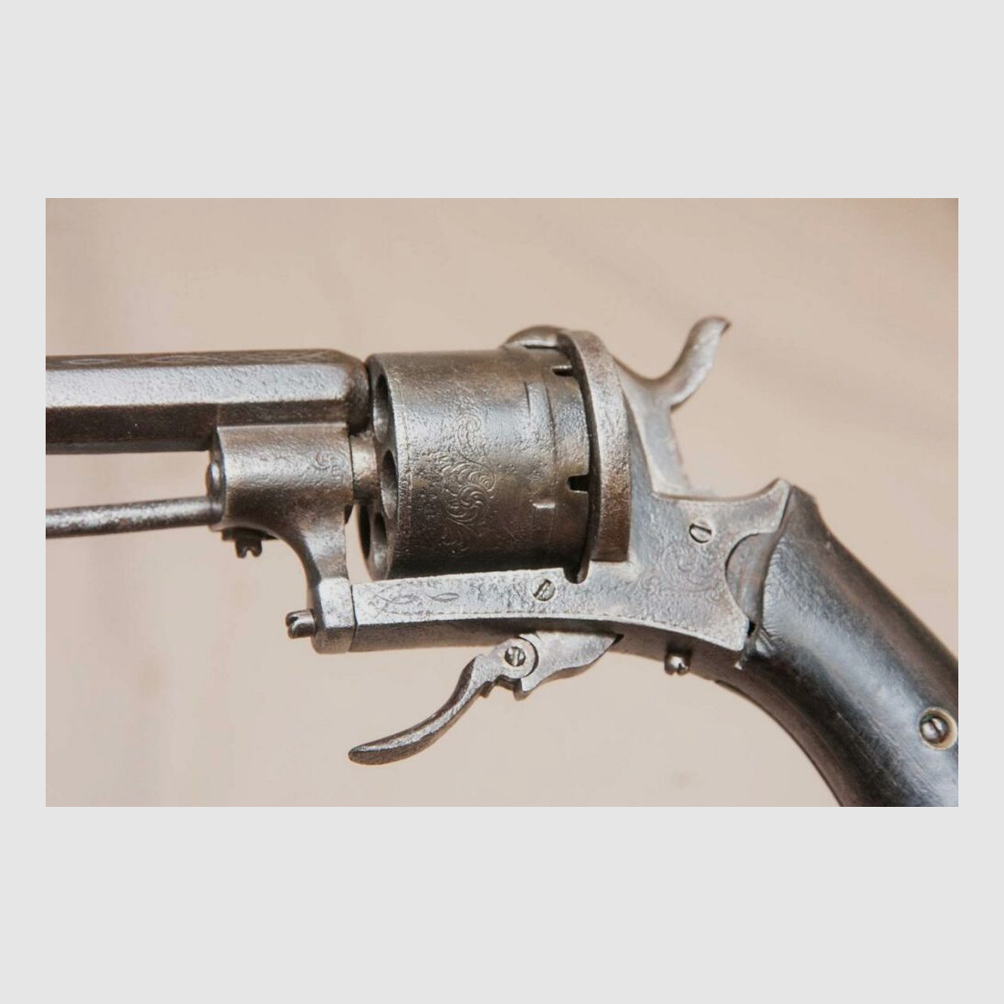 unbekannter Revolver Lefaucheux Stiftfeuer