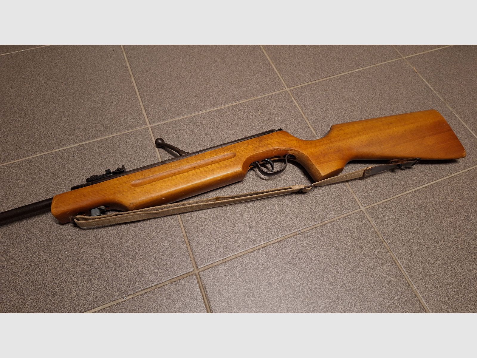 Haenel Suhl 310 DDR-Luftgewehr mit Sportschaft+8er Magazin!