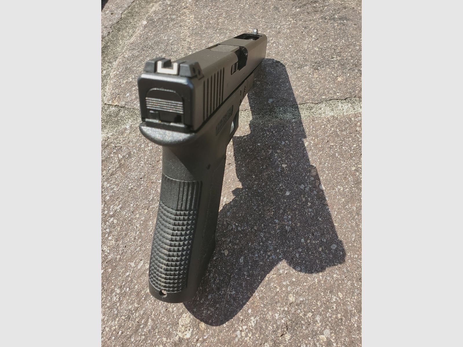 For sale used Glock 34, 9 mm Luger