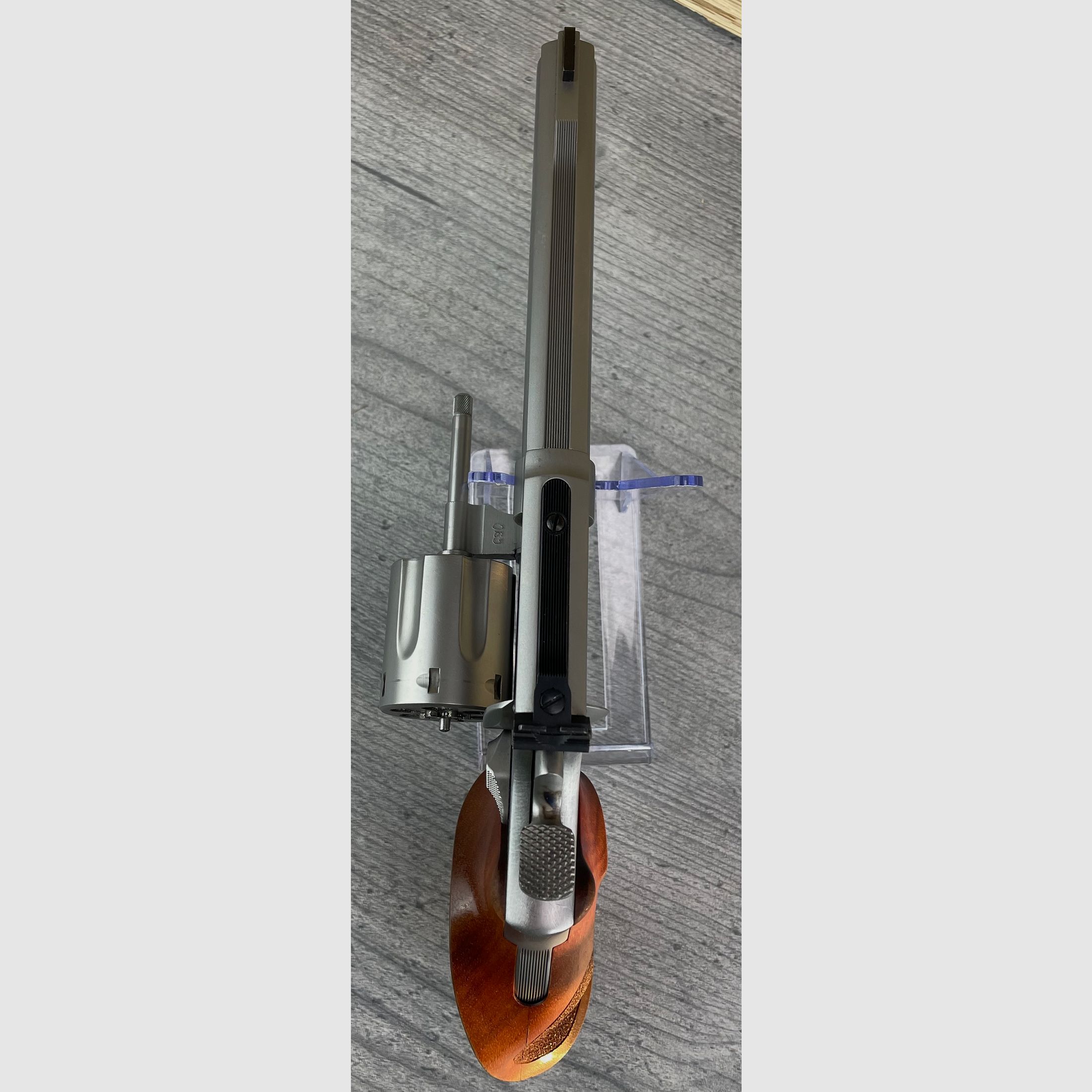 Smith & Wesson Mod. 617-1 Target Champion .22 l.r. Holzgriffschalen
