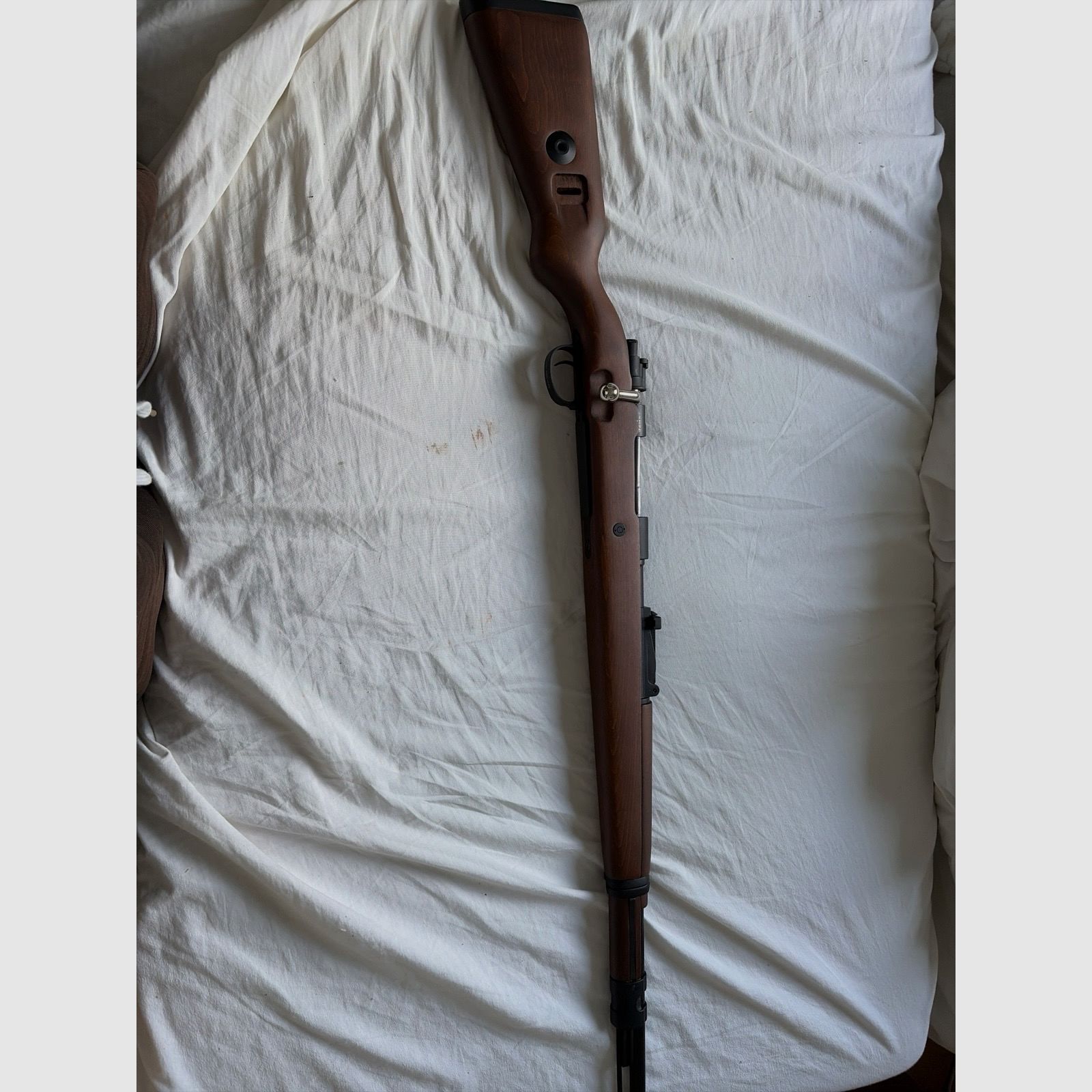 Double Bell Karabiner 98K Gas bolt-action rifle with case ejection 6mm BB, immagine 1 di 6