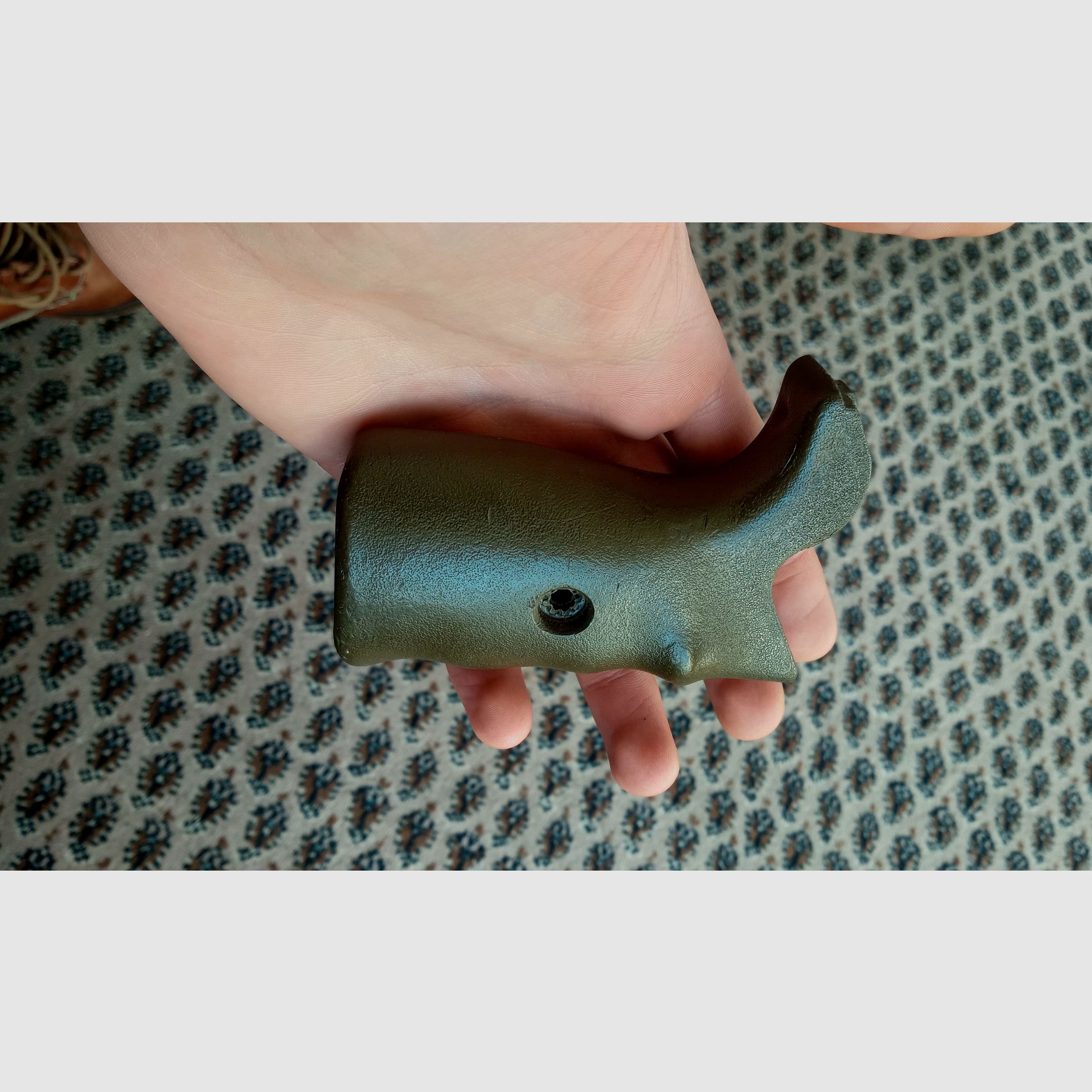 G3 Pistolengriff tiefes speckiges Oliv-Grün / stilistisch perfekt für Holz Handschutz // Polymer Griff