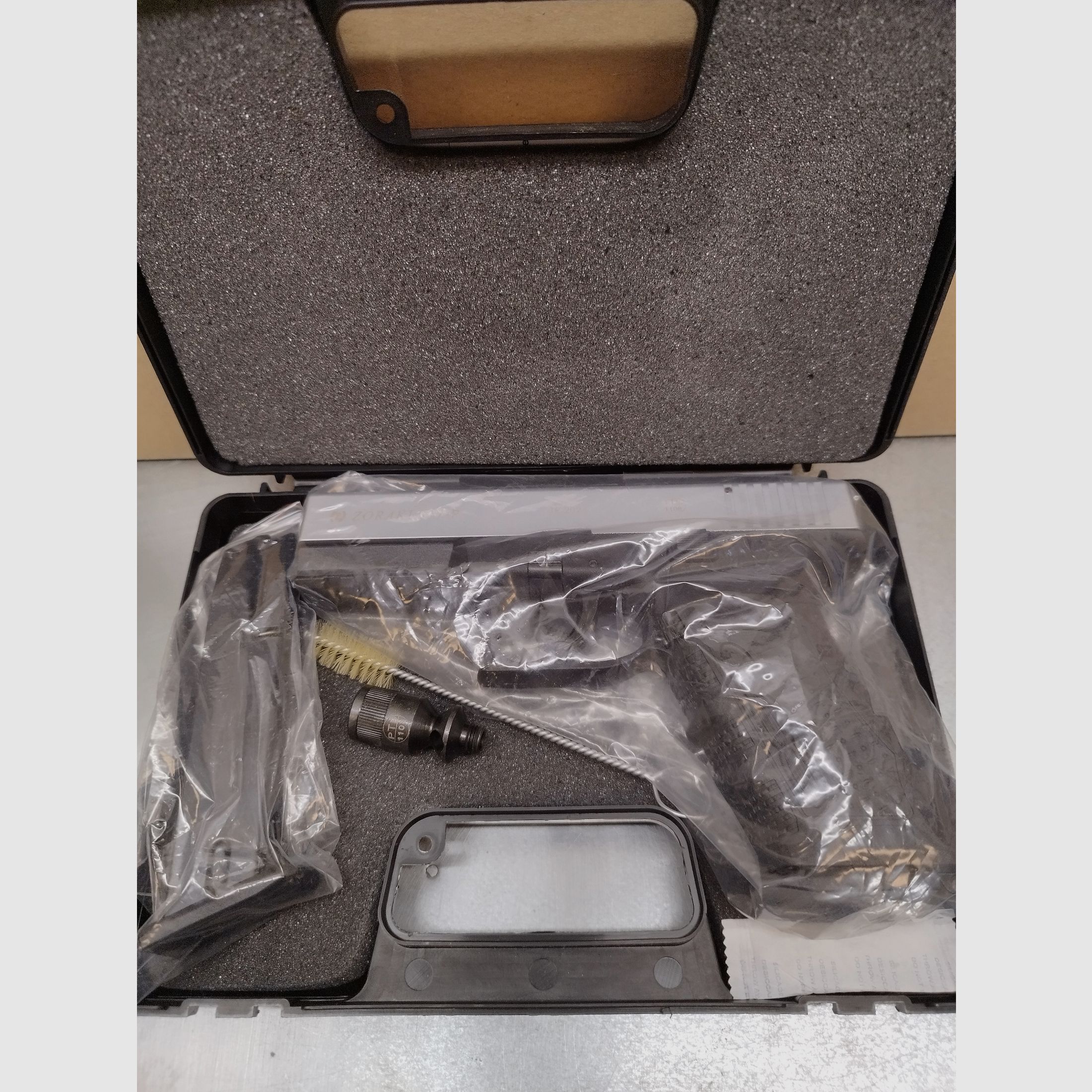 Zoraki 917 pistola a salve 9mm PAK cromata opaca + caricatore di riserva !!Come nuova!!