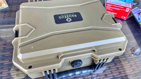 RAUZEUG RC350 – wasserdichter Koffer für Equipment und Kurzwaffen