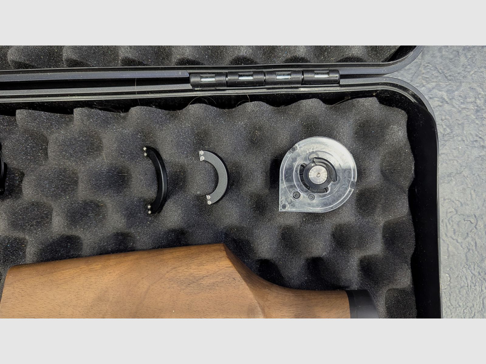 FX rifle de aire Dreamline Classic Walnuß F-Serie 4.5mm <7,5j + Hill MK 5 bomba