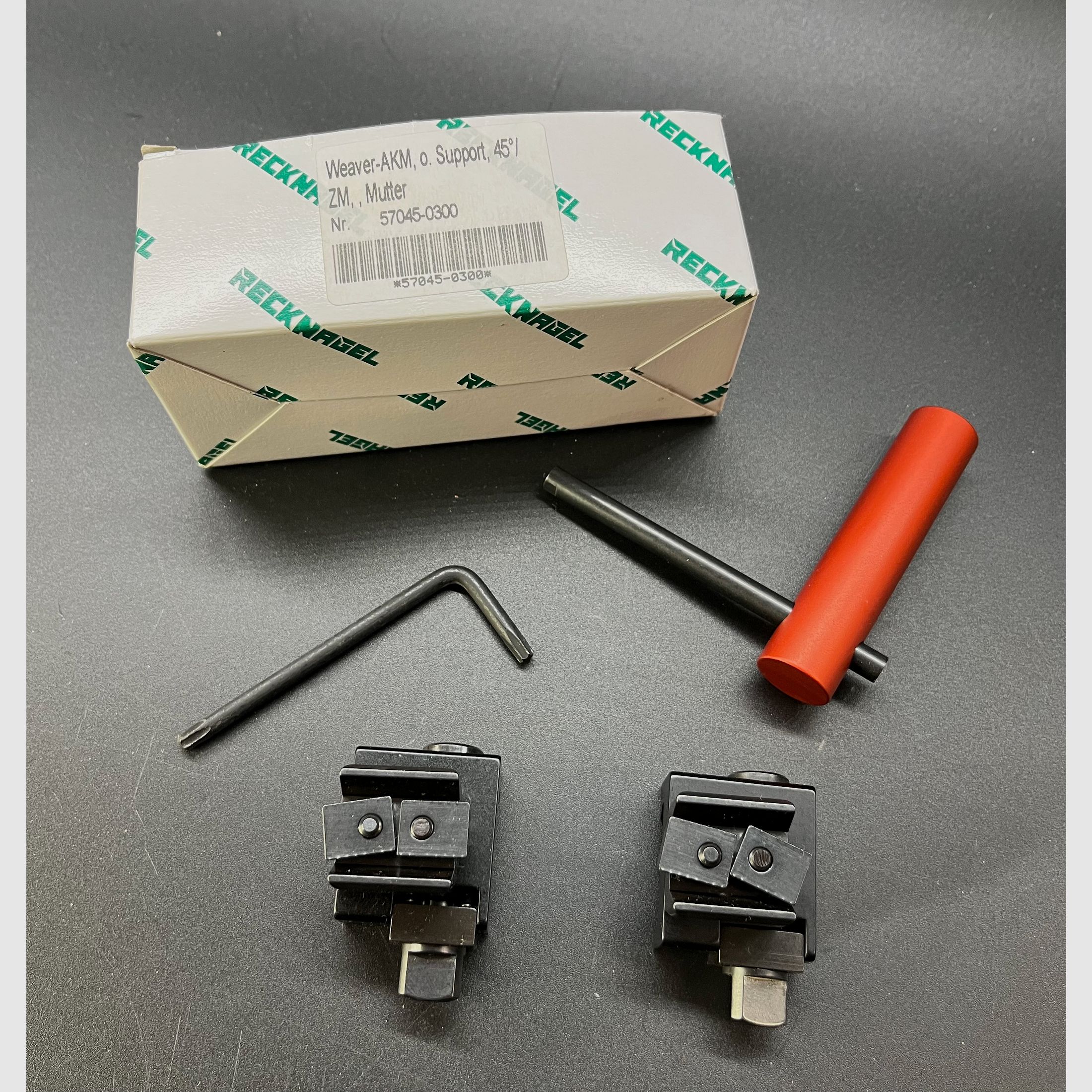 Wystawca SO0010 Recknagel 57045-0300 Weaver AKM montaż na uchwycie o. wsparcie 45° ZM nakrętka
