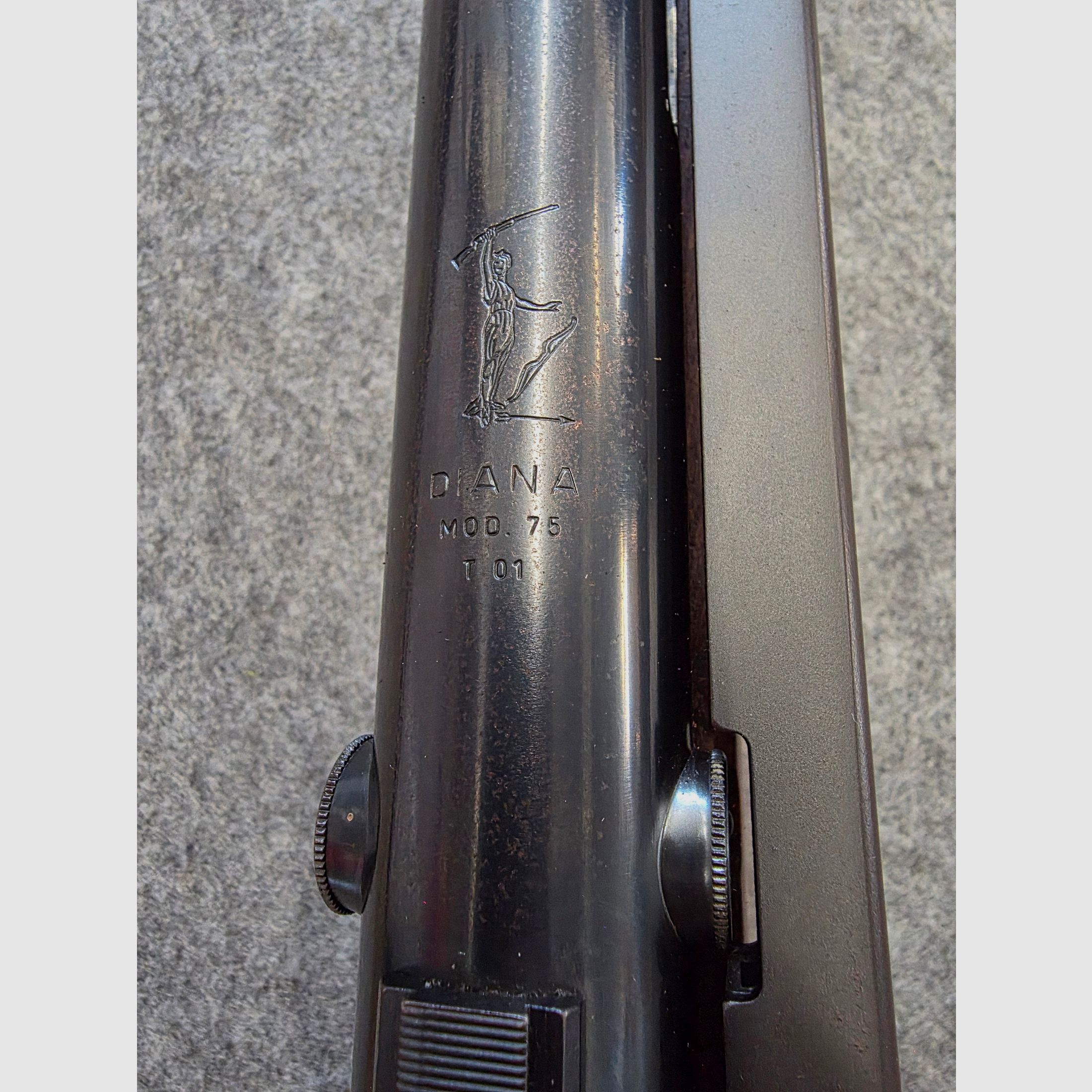 Match air rifle side cocking Diana Mod. 75 U T01 very rare in good condition