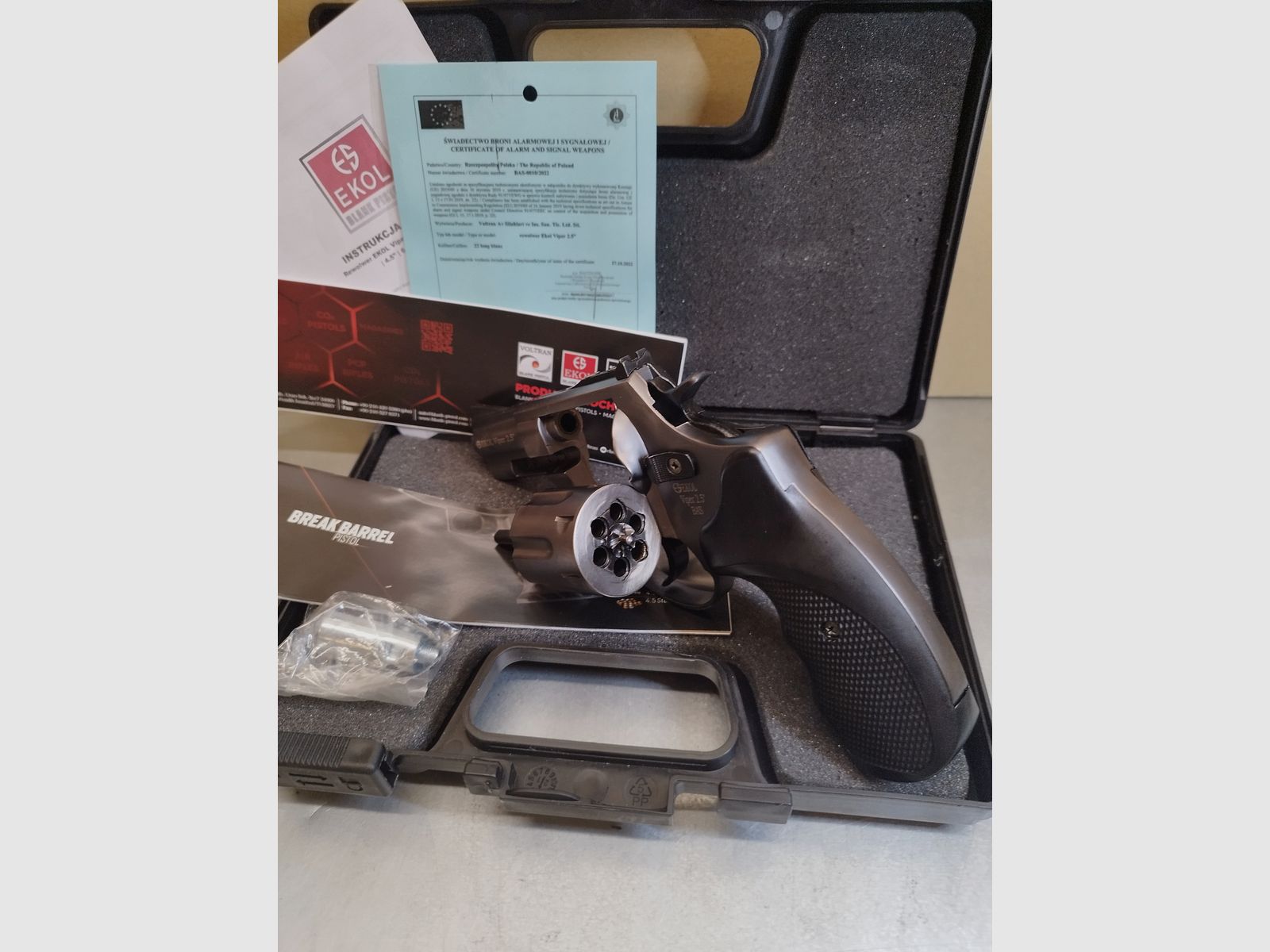 Ekol Viper 2.5" blank firing revolver Fume 22 long bang & 6mm Flobert!!