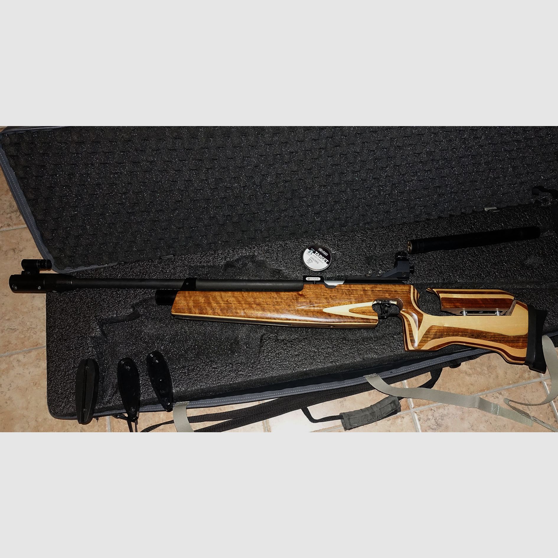 Steyr Match 91 + 2 Kartuschen + Zubehör + Koffer